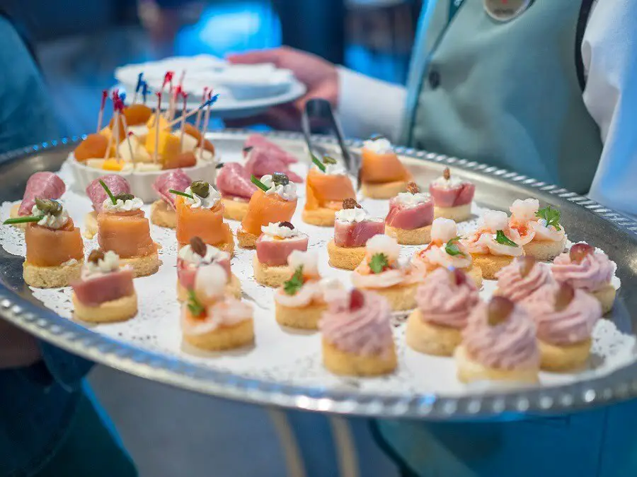 Hosting an All Appetizers/Heavy Hors d'oeuvres Event – Messina's