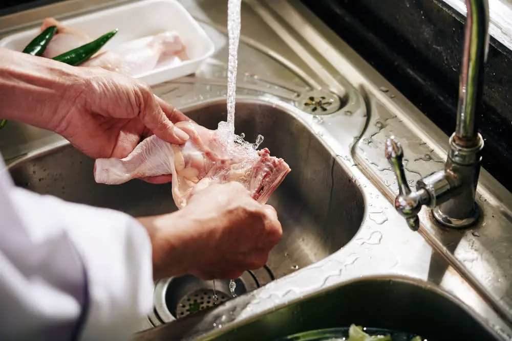 Rinsing the Chicken