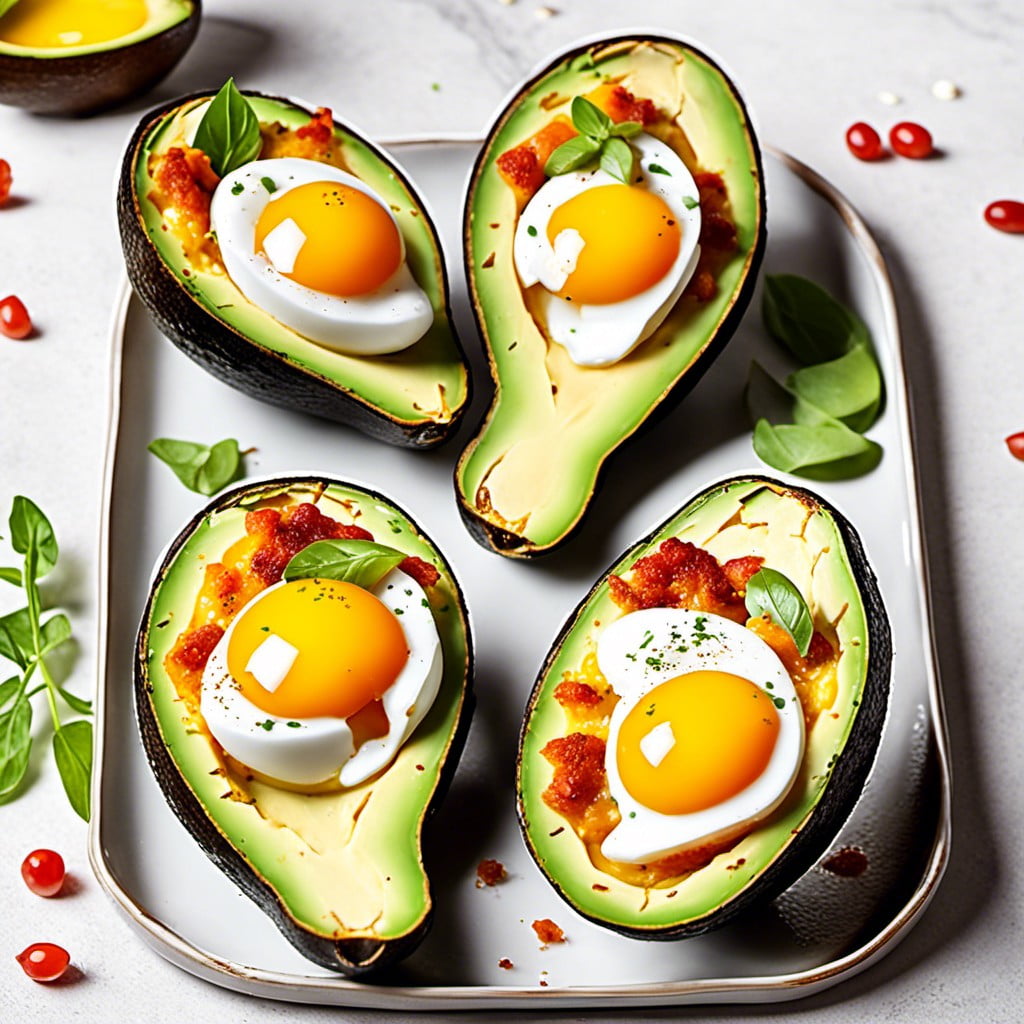 baked eggs in avocado