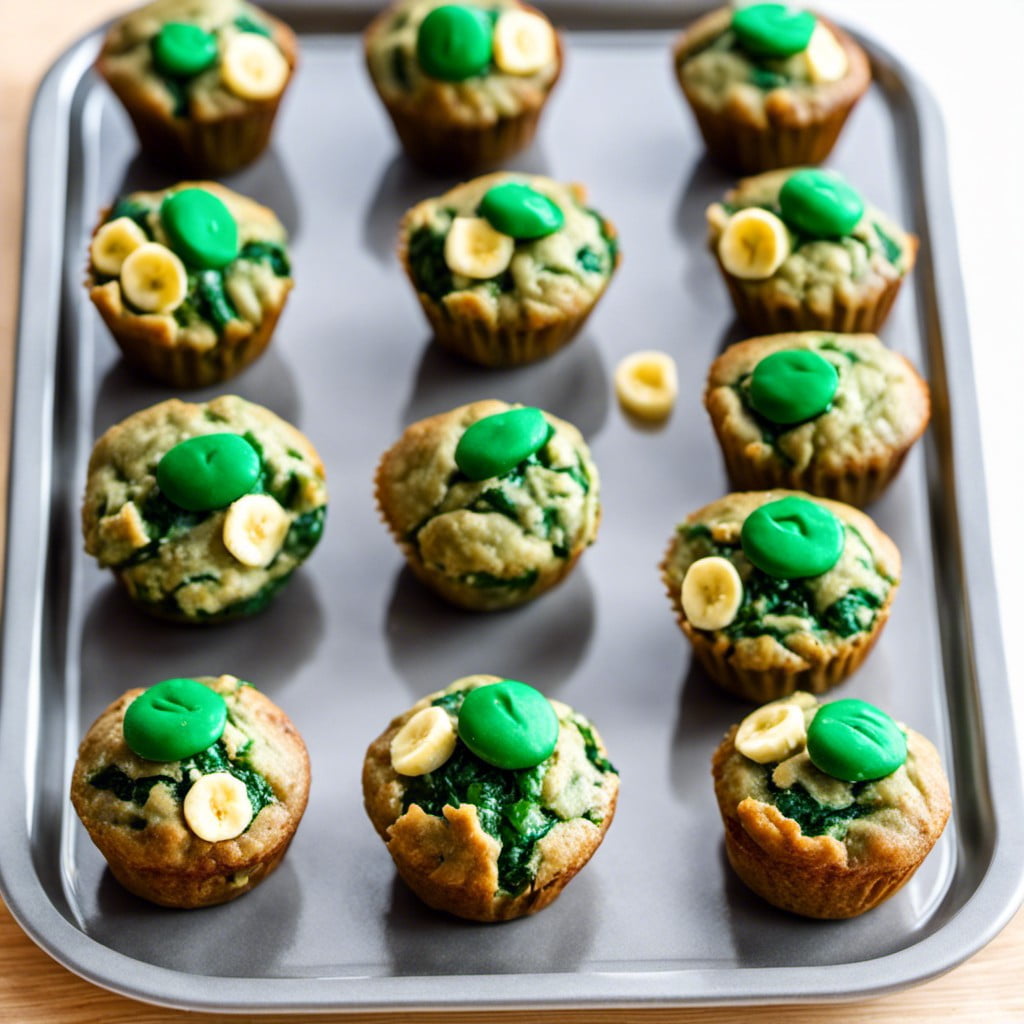 spinach banana mini muffins