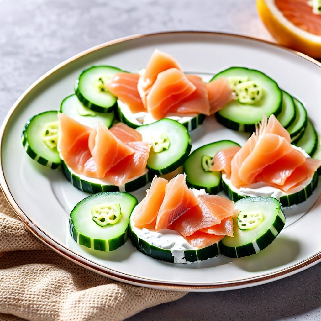 smoked salmon and cream cheese on cucumber slices