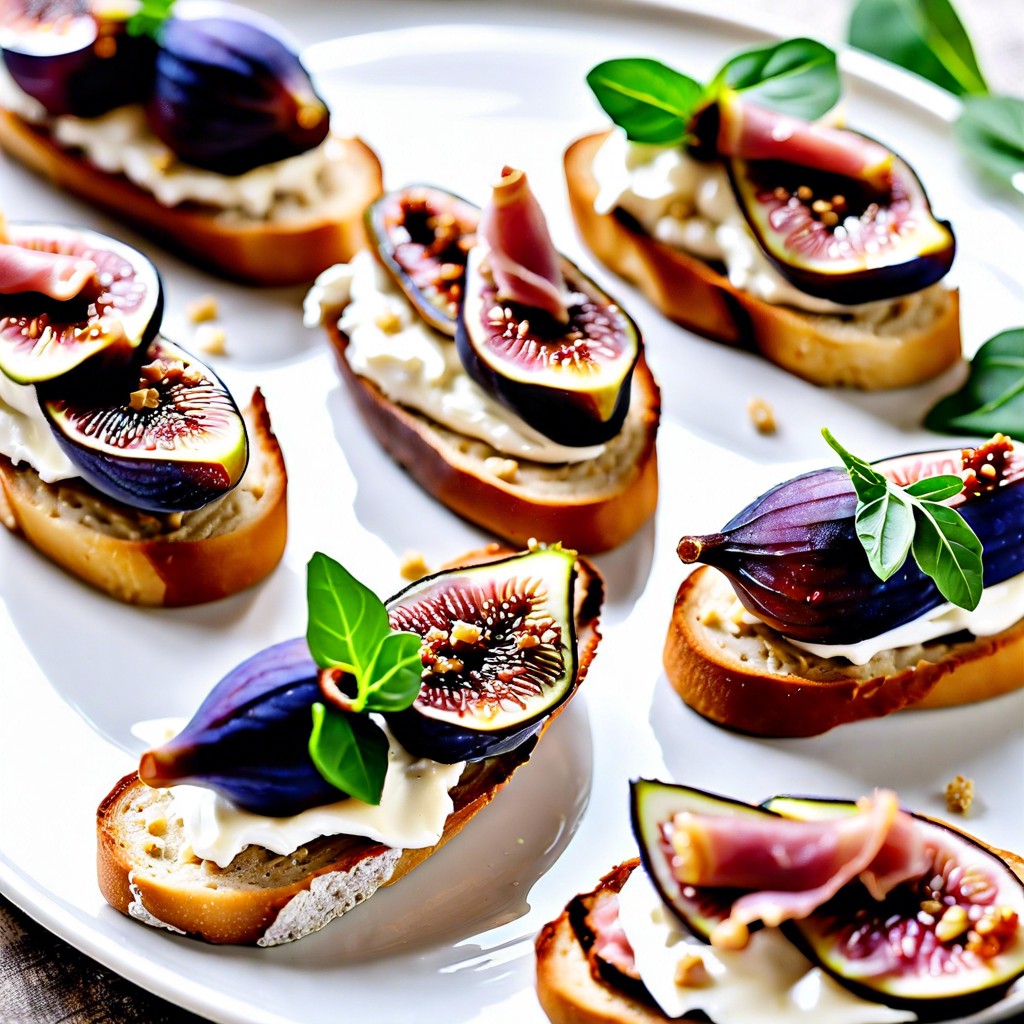 fig cream cheese and prosciutto crostini